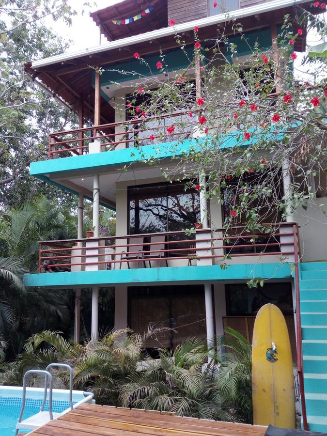Burnt Toast Surfcamp Hotel Nosara Exterior photo